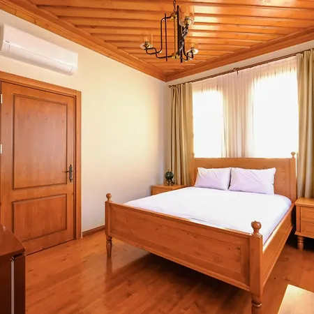 Pina Oldtown * Antália